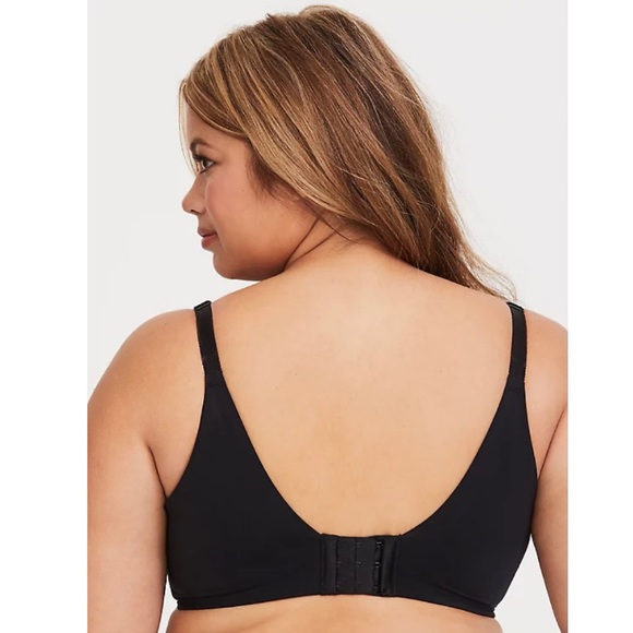 *NWT* TORRID BLACK 360° BACK SMOOTHING™ PUSH-UP PLUNGE BRA - Picture 2 of 6